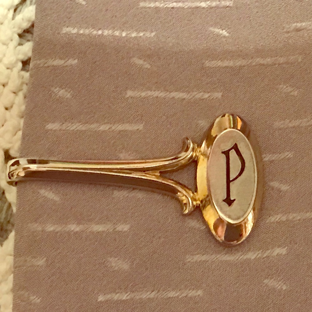 Etched P Silver/Gold Tone Vintage Tie Clip